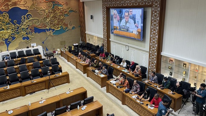 Komisi IX DPR