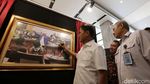 Melihat Pameran Foto Parlemen