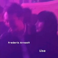 Tak mengherankan jika Lisa BLACKPINK dan Frederic Arnault diduga berpacaran. Netizen Korea dan penggemar telah memberikan restu jika pelantun MONEY itu benar-benar memacari konglomerat. Foto: Instagram