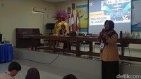 Kegiatan MPLS berjalan selama 3 hari yang diisi dengan pengenalan lingkungan sekolah serta guru dan OSIS, pengenalan kurikulum mereka belajar hingga penguatan pendidikan karakter. Foto: Devita Savitri/detikEdu