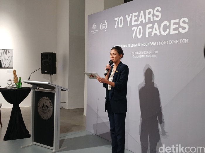 Pameran Foto Potret Alumni 70 Tahun Beasiswa Australia Pameran Foto Potret Alumni 70 Tahun Beasiswa Australia
