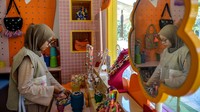 Gubernur Jawa Barat Ridwan Kamil menyatakan, Pasar Kreatif Jawa Barat yang baru diresmikan beberapa waktu lalu tersebut merupakan fasilitas untuk mendukung usaha UMKM serta pelaku kreatif di Jawa Barat.  