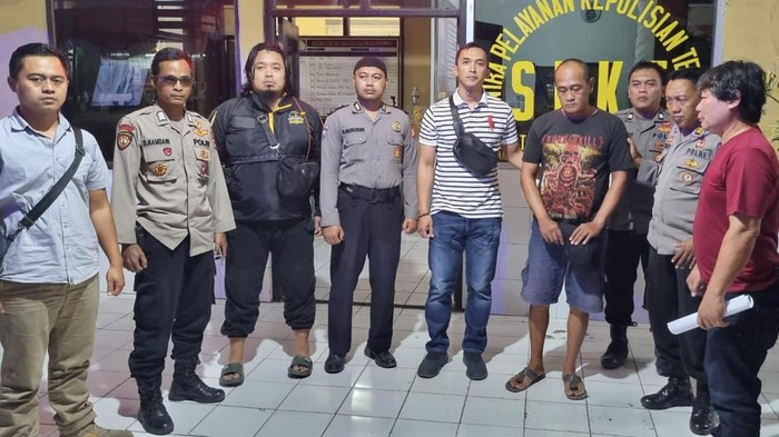 Po;isi menangkap bang jago yang memalak sopir elf di Garut.