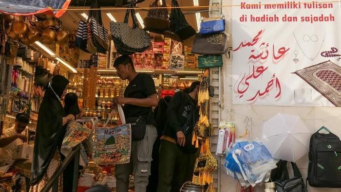 Pusat belanja di Arab Saudi bagi jemaah haji