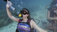 Cagar alam yang berdiri sejak 1990 itu melindungi perairan seluas 9.800 kilometer persegi, termasuk karang yang sejajar dengan rangkaian pulau 201 kilometer.