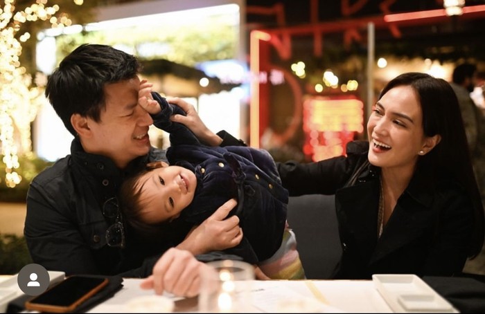 Shandy Aulia dan Suami Resmi Cerai, Intip Lagi Kenangan Makan Romantisnya