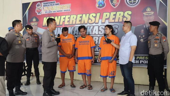 Tiga pelaku pembacokan dan penganiayaan di Sidoarjo