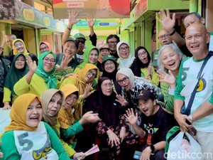 Mak Eha Buka Warung Sunda Sejak 1947 hingga Jadi Langganan Pesohor