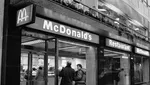 Begini Suasana Bersantap di McDonalds Pada Tahun 1980-an