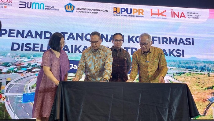 INA Akuisisi Tol HK