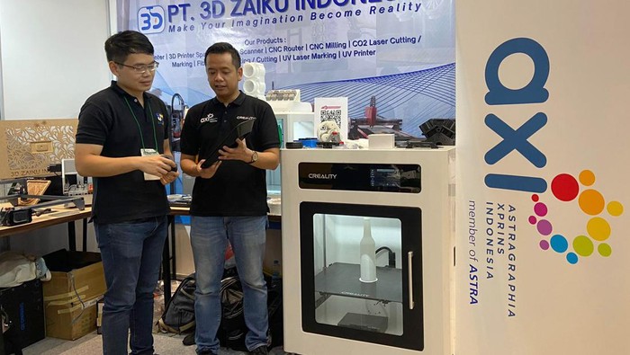 Astragraphia Xprins Indonesia  (AXI) dan 3D Zaiku berkolaborasi mengenalkan teknologi 3D Printing dan layanan 3D Printing ke berbagai produsen dan profesional industri.