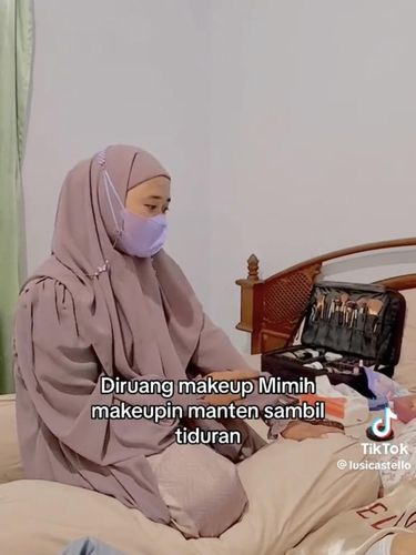 Makeup artist ini mengunggah video di TikTok saat merias kliennya, mendadak viral di media sosial.