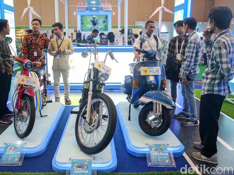 Mengunjungi Pameran Indonesia Energi Baru Terbarukan di BSD