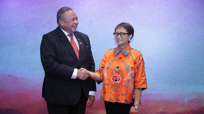 Menteri Luar Negeri RI Retno Marsudi melakukan pertemuan bilateral dengan Menteri Luar Negeri Timor Leste Bendito Dos Santos Freitas (dok. Kemlu)