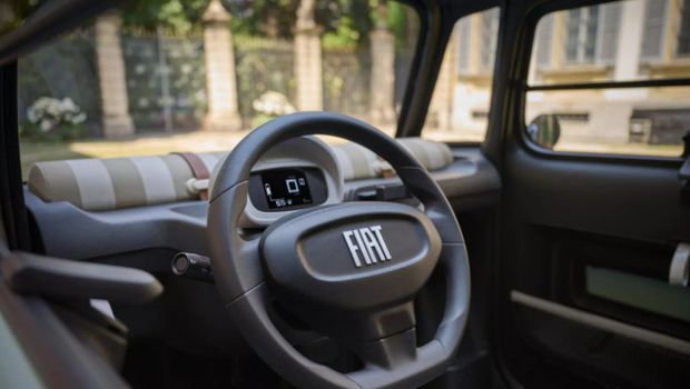 Mobil listrik Fiat Topolino EV.