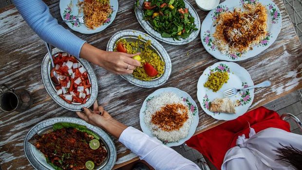 Neighborhood Food Hall, Modern City, Dubai
