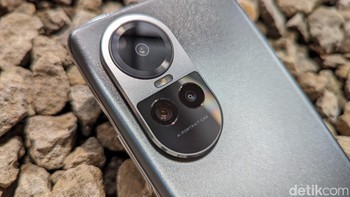 Oppo belum membagikan informasi lain tentang spesifikasi Reno10 5G, termasuk kamera dan prosesor yang digunakan. Foto: Virgina Maulita Putri/detikINET
