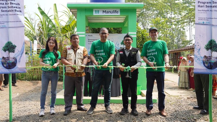 Manulife Indonesia hari ini meresmikan program fasilitas air bersih untuk kedua kalinya di tahun ini. Manulife yang memiliki nilai 