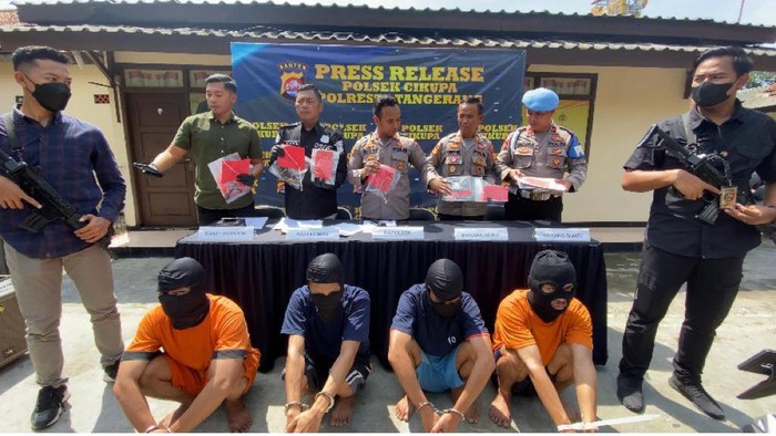 Polsek Cikupa, Tangerang, menangkap komplotan pencurian motor