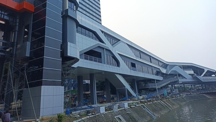 Proses Pembangunan JPM Dukuh Atas 80%