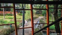 Tebet Eco Park mendapat penghargaan dari DesignSingapore Council. Tebet Eco Park memenangi Design of the Year for Presidents Design Award 2023.  