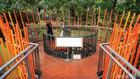 Tebet Eco Park merupakan taman yang terletak di Jalan Tebet Barat Raya, Kecamatan Tebet, Jakarta Selatan.  