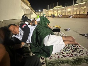 Cerita Wagub Uu Panas-panasan hingga Tidur di Pinggir Jalan