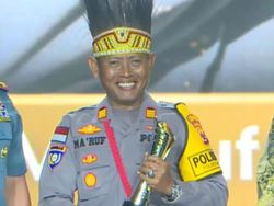 Kapolri Tanya Peraih Polisi Perbatasan Hoegeng Awards: Mau di Papua atau Jateng?