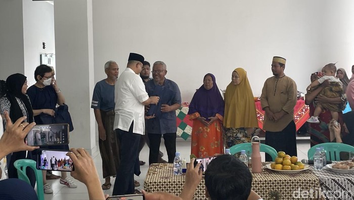 Anies Baswedan kunjungi Kampung Susun Akuarium, Jakarta Utara. (Silvia/detikcom)