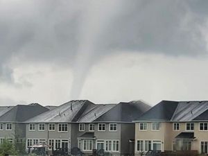 Perbedaan Puting Beliung dan Tornado: Pengertian hingga Ciri-cirinya