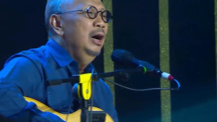 Ebiet G Ade di Hoegeng Awards 2023 (dok. detikcom)
