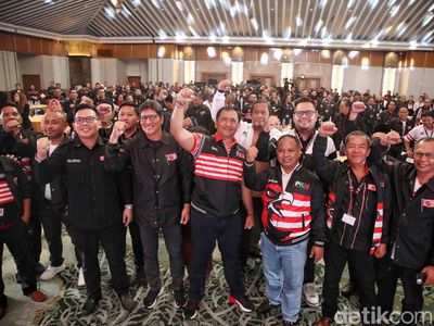 Foto-foto PKN Gelar Munaslub Sekaligus Tetapkan Anas jadi Ketum