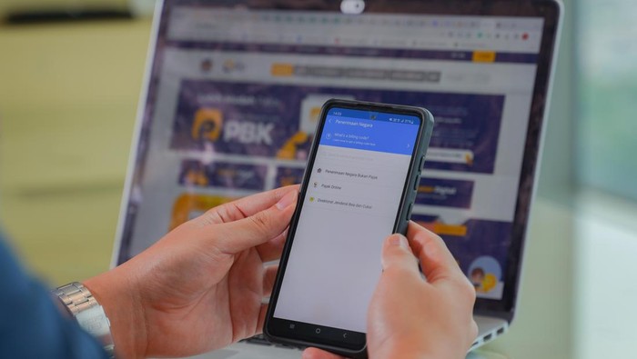 Ilustrasi bayar pajak online