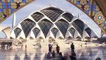 Potret Megahnya Masjid Al Jabbar Karya Ridwan Kamil