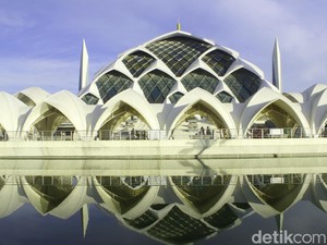 Rekomendasi Wisata Dekat Stasiun Kereta Cepat Whoosh Tegalluar