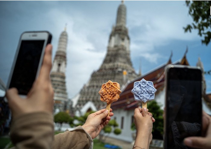 Keren! Motif Es Krim Thailand Ini Terinspirasi Ubin Kuil Buddha