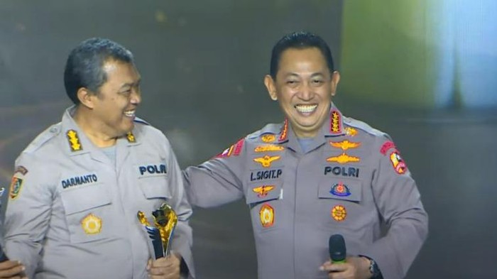 Kombes Darmanto dan Kapolri Jenderal Listyo Sigit Prabowo (dok. detikcom)
