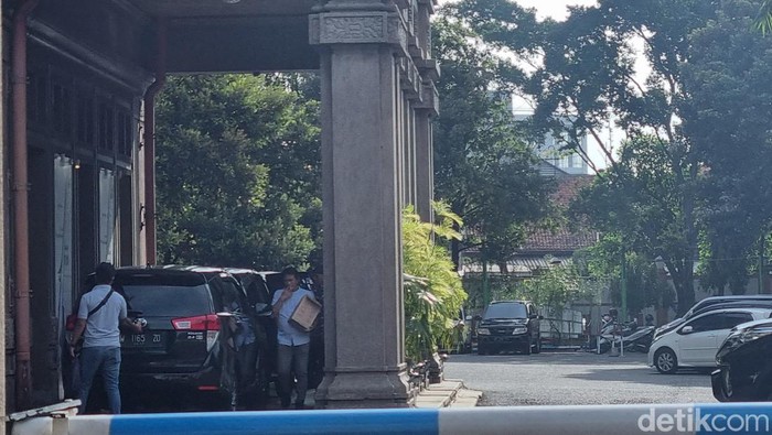 KPK Geledah Kantor PTPN XI Surabaya