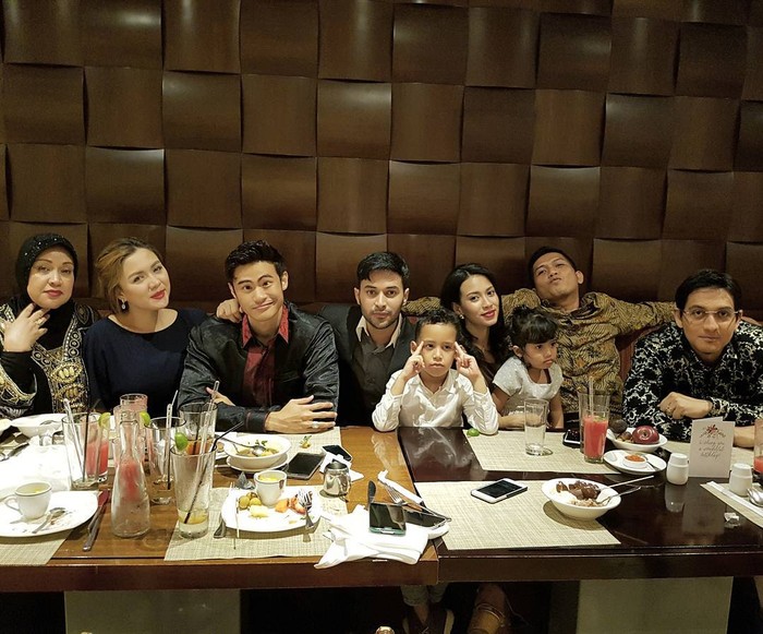 Lucky Hakim Lucky Hakim