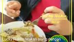 Momen Lucky Hakim Santap Nasi Padang hingga Nasi Goreng Jangkrik