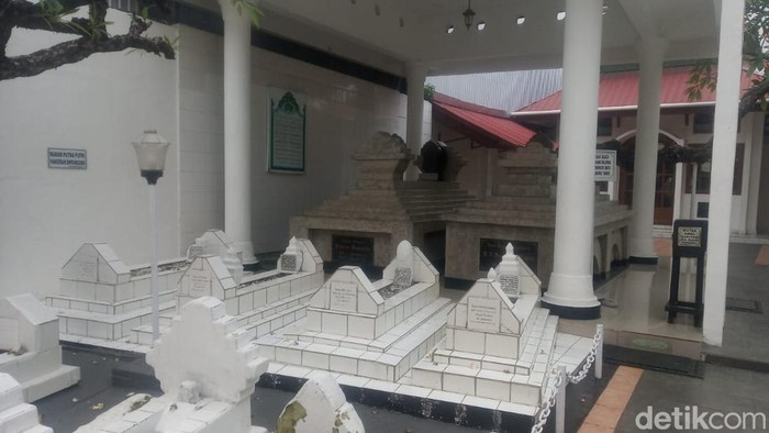 Makam Pangeran Diponegoro di Makassar.