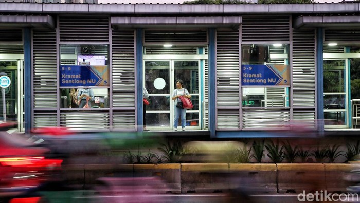 Menanti Uji Coba Pembagian Waktu Jam Kerja Jakarta Menanti Uji Coba Pembagian Waktu Jam Kerja Jakarta
