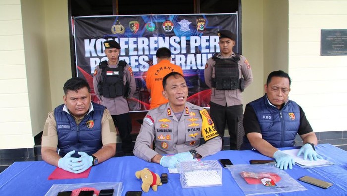 Polres Merauke, Papua Selatan saat menggelar konferensi pers terhadap pengungkapan kasus TPPO.
