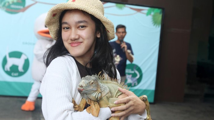 Pecinta Satwa di Aston Sentul