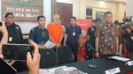 Tersangka Pemukulan, Ini Penampakan Pierre Gruno Berbaju Tahanan dan Diborgol