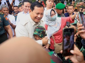 Prabowo Serahkan 1.415 Motor Operasional Babinsa Wilayah Kodam Hasanuddin