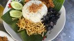 Sedapnya Nasi Cumi Hitam dan Empal Gentong di RM Lokiin yang Hits