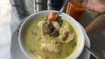 Sedapnya Nasi Cumi Hitam dan Empal Gentong di RM Lokiin yang Hits