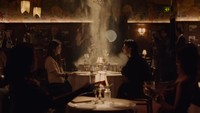 Seven mengisahkan tentang asmara Jungkook dan Han So Hee. MV ini dibuka dengan adegan restoran seperti yang ditampilkan dalam teaser beberapa waktu lalu. (Foto: dok. BIGHIT MUSIC)    