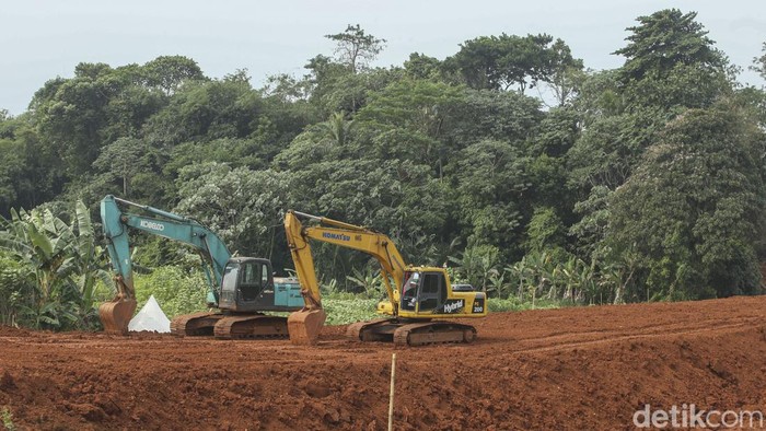 Stadion Pakansari Bakal Punya Akses Timur Pemerintah Kabupaten Bogor tengah membangun akses baru menuju Stadion Pakansari. Akses tersebut merupakan akses sebelah timur yang menyambung ke Jalan Raya Bogor.